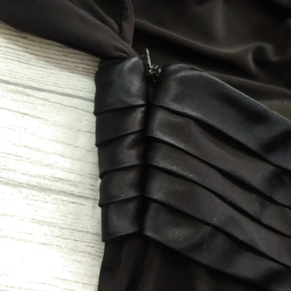 Sue Wong Black Ruched Sleeve Open Back Cocktail Dress - Picture 10 of 12